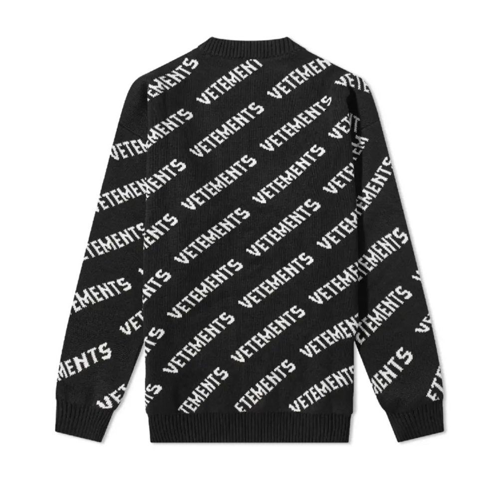 Vetements Logo All Over Knit Sweater – Unisex Oversized Fit - Picture 2 of 6
